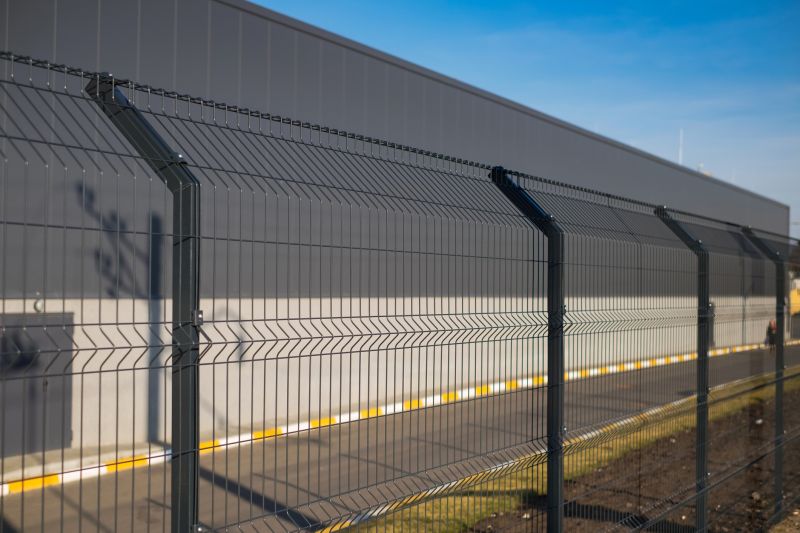 Metal Fence Construction in South Houston, TX
